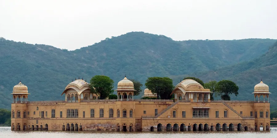 Delhi Agra Tour