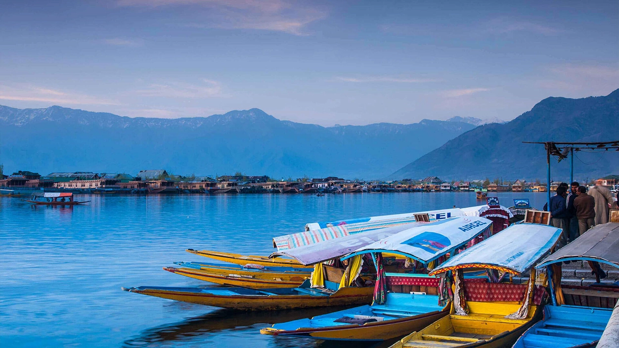 Kashmir Tour Package 